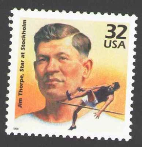 US. 3183 g. 32c. Jim Thorpe Wins Decathlon Olympics. 1912. Celebrate The Century - Picture 1 of 1
