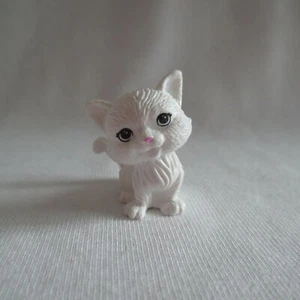 NUEVA Muñeca Barbie Pet Boutique Gato Blanco - Imagen 1 de 4
