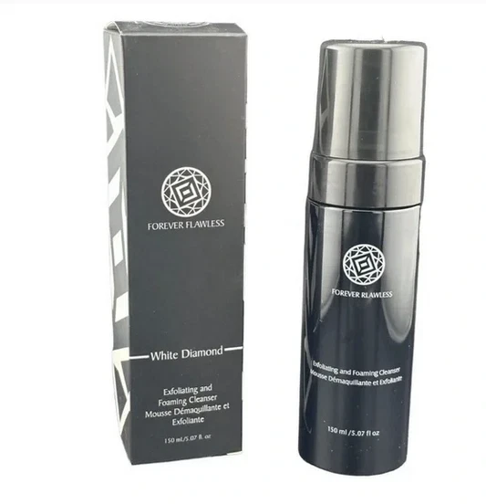 Limpiador exfoliante y espumante Forever Flawless - 150 ml / 5,07 oz ~ TOTALMENTE NUEVO Foto 1 de 1