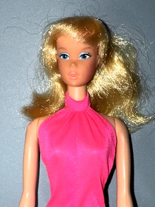 1966 Vintage Twist Turn Barbie with Outfit Blonde Hair Blue Eyes - Picture 1 of 5