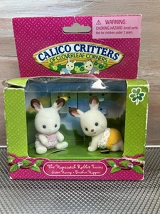 CALICO CRITTERS Sylvianian family Cloverleaf Corner Hopscotch Rabbit Twins - Picture 1 of 4