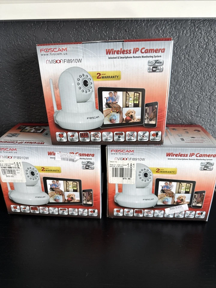 Lote de 3 cámaras inclinables inalámbricas Foscam FI8910W audio bidireccional visión nocturna red IP Foto 1 de 4