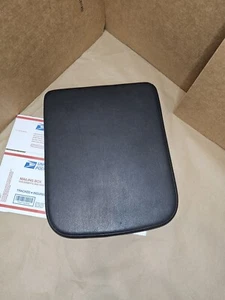 02-08 Dodge RAM 1500 2500 Center Console Lid Armrest LEATHER BLACK OEM - Picture 1 of 10