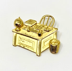 JJ Jonette Jewelry School Desk Globe Books Glasses Brooch Pin Signed - Picture 1 of 3