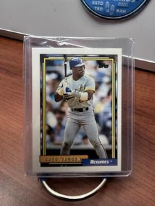 Greg Vaughn 1992 Topps Micro #572 Milwaukee Brewers - Picture 1 of 2