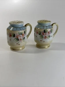 Antike handbemalte florale Porzellan Salz & Pfefferstreuer Nippon - Bild 1 von 7