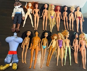 Lote 18 Muñecas Barbie Príncipe y Princesa Disney Genio Bestia Príncipe Princesa - Imagen 1 de 8