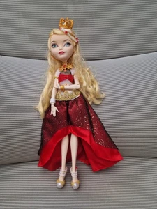 Ever After High Legacy Day Apple White Doll Mattel - Picture 1 of 3