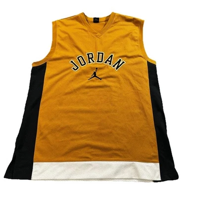 Camiseta Vintage Marca Jordan 20 Aniversario Color Dorado Bordada Talla XXL Foto 1 de 4