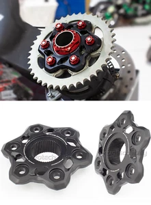 EVOTECH KIT FLANGIA PORTACORONA + DADO CENTRALE + DADI CORONA DUCATI PANIGALE V4 - Imagen 1 de 1