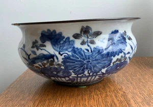 Large Antique Chinese Porcelain Censer Blue and White and Red, Qianlong Period - Picture 1 of 7