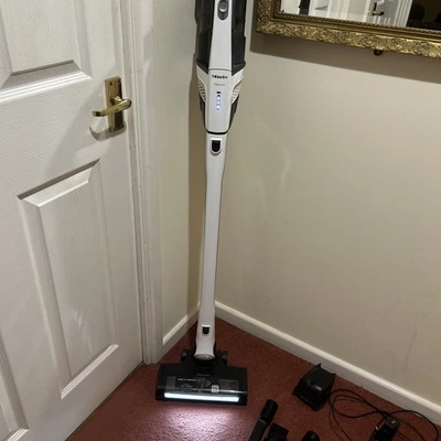 Miele Triflex HX 2 Cordless Handheld Vacuum Cleaner 2 Batteries   - Image 1 of 4