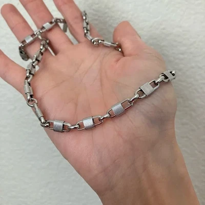 Vanessa Mooney Plata Cadena Eslabón Collar Capas Cadena Apilable Grueso Plata Foto 1 de 4