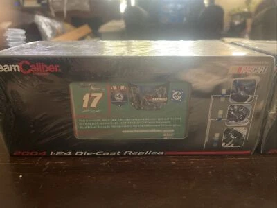 2004 Team Caliber Preferred 1/24 #17 Martian Manhunter - Image 1 of 2