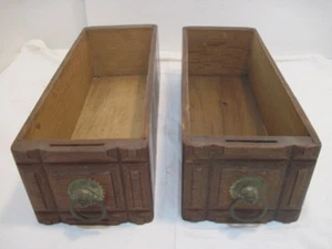PF CAST IRON 2 RT. OAK WOOD DRAWERS TREDDLE SEWING MACHINE PART PRACTIAL FARMER - Picture 1 of 5