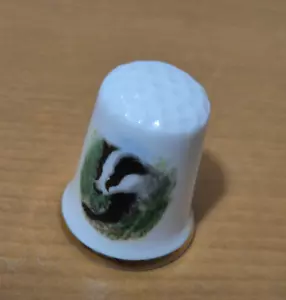 Vintage Cute Badger thimble | Fine Bone China | Made in GB - Picture 1 of 2