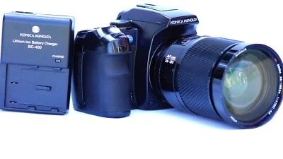 Konica Minolta Dynax 5d + 28-135mm Minolta Secret Handshake lens  - Image 1 of 4