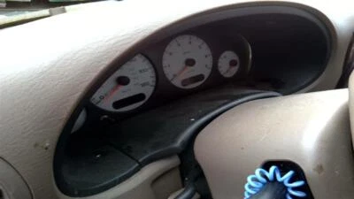 Medidor de velocímetro usado serve: 2002 Chrysler Town & Country cluster 4 velocidades MPH Gr - Imagem 1 de 4