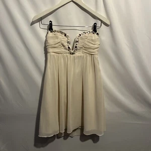 Lipsy Women’s Cream Embellished Mini Dress Size 8 Strapless - Picture 1 of 5