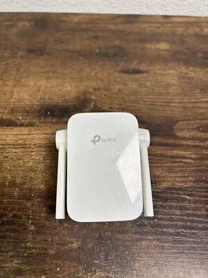 TP-LINK RE305 Dual-Band Wireless Range Extender - White - Image 1 of 4