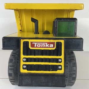 Tonka 4000 Large Dump Truck Yellow Pressed Metal + Plastic 2009 C-239A Hasbro - Picture 1 of 12