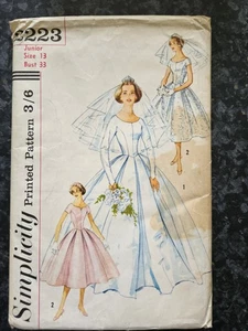 UNCUT 1950's Sewing Pattern.Bridal Gown/Bridesmaid/Wedding Dress.Size 13.Bust 33 - Picture 1 of 2