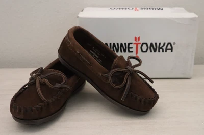 Minnetonka 2773 Niños Talla 9M Marrón Chocolate Gamuza Sin Cordones Mocasín Barco Zapatos Foto 1 de 4