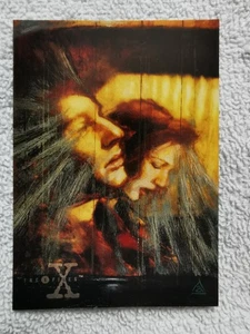 THE X- FILES . 1995 Topps Season 1 # 29 The X-Files Trading Card - Picture 1 of 2