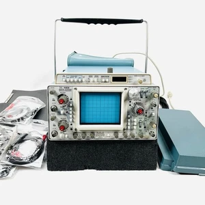 Osciloscopio de almacenamiento digital Tektronix 468 doble canal 100 MHz con cubierta de sondas - Imagen 1 de 24