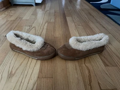 Женские замшевые тапочки ugg Tazzette размер 6/7 - Изображение 1 из 3