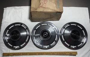 NOS GM Chevrolet 1966 Chevy Chevelle 14” Wheel Covers (3) #986458 / #3875041 - Picture 1 of 24