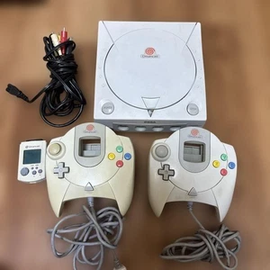 Sega Dreamcast Konsole mit 2 Controllern & Memory Card - getestet, gebraucht - Bild 1 von 6