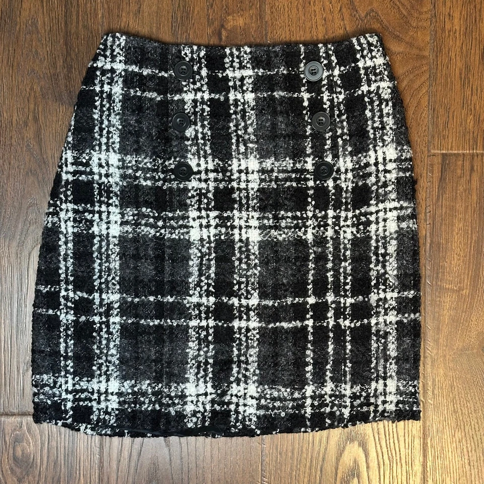 Minifalda halógena Y2K Academia negra a cuadros mezcla de lana botón tweed talla 2 Foto 1 de 4