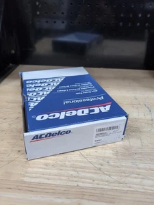 NEW ACDelco Ceramic Disc Brake Pads Rear 17D1707CHF1 Silverado Sierra 1500 14-18 - Bild 1 von 4