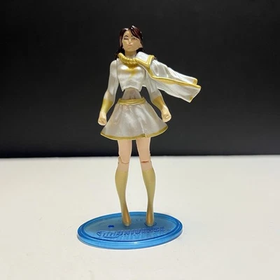 Boneco de ação Mattel DC Universe Infinite Heroes Mary Batson 3,75” fantasia branca - Imagem 1 de 4