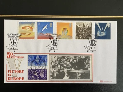 GB QEII 1995 50th Anniv. Victory In Europe Benham FDC w/ Victory set, Edinburgh - Image 1 of 4