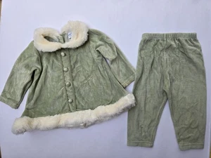 Cachcah 2-teiliges Baby Mädchen grün Hose & Kleid mit Fell Outfit Größe - 18 Monate - Bild 1 von 11