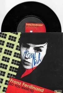 FRANZ FERDINAND - michael - 7"-Vinyl . SIGNED AUTOGRAMM - Picture 1 of 1