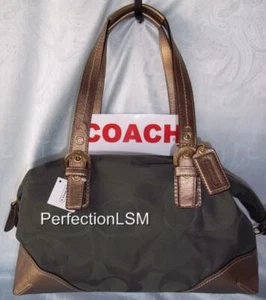 Neu mit Etikett Coach SOHO TXT OPT C Cabrio Schultertasche/Tragetasche/Hobo #17394 grün/gold selten!!! - Bild 1 von 10