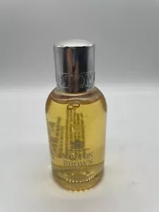 Molton Brown Vetiver und Grapefruit Bade- und Duschgel 100ml - Bild 1 von 8