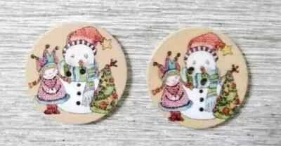 snowman whimsical christmas wood buttons sewing tree 2 holes 1 inch 2pc set - Image 1 of 2