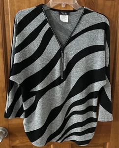 Womens Bali Corp. 3/4 Sleeve Gray & Black Tunic With Rhinestones - M - Picture 1 of 6