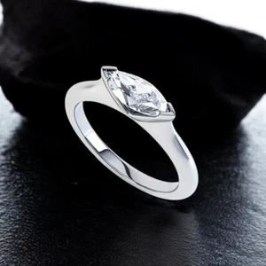 Anillo de boda certificado IGI 1 quilate corte marquesa diamante cultivado en laboratorio oro blanco de 14 k - Imagen 1 de 12