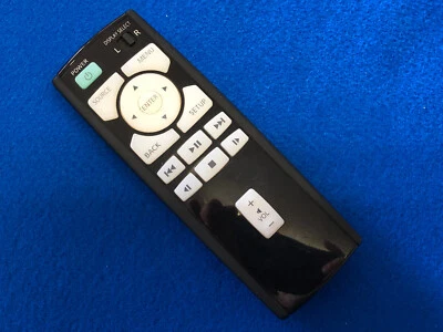 2017 INFINITI  QX80 REAR DVD Entertainment Remote REAR OEM **** NO BATTERY COVER - Image 1 of 4