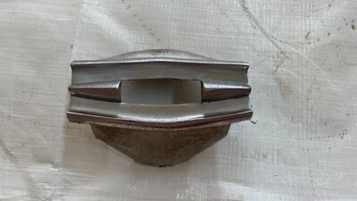 Chevrolet El Camino 1959-1960 anillo de bocina centro Bel Air volante cromado  Foto 1 de 4