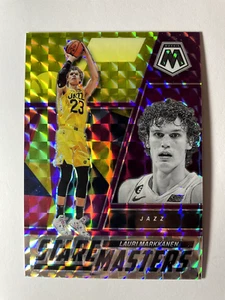 2022-23 Panini Mosaic NBA Purple Mosaic Stare Masters Lauri Markkanen Jazz /99 - Bild 1 von 2