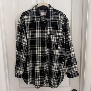 Camisa de franela a cuadros de gran tamaño Universal Thread para mujer PEQUEÑA trabajo al aire libre tareas - Imagen 1 de 6