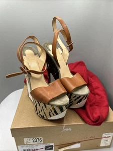 Christian Louboutin Tromploia donna 38 160 zeppe marroni giungla - Foto 1 di 11