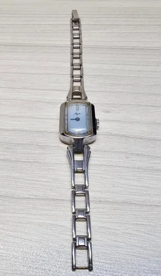 Vintage Ladies Watch Luch Mechanical Soviet USSR Wristwatch for parts/repair - Image 1 of 4