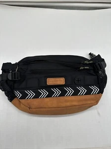 Wilderdog Utility Pack Black Fanny Pack Treat Bag  3 Seperate Compartment - Picture 1 of 2